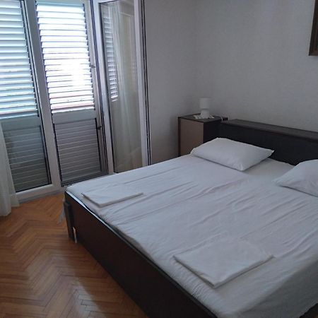 Mravak Apartments Трогир Экстерьер фото