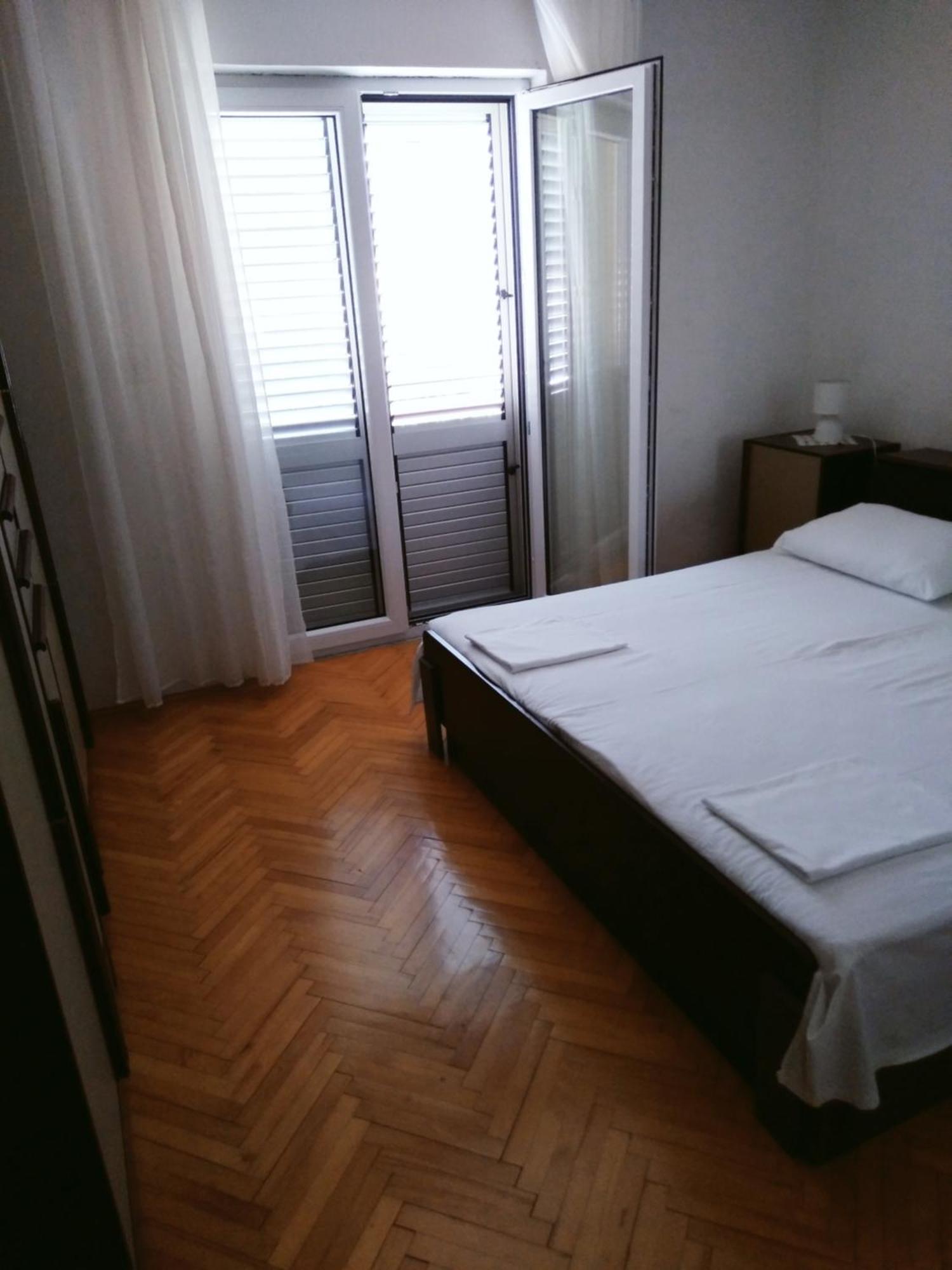 Mravak Apartments Трогир Экстерьер фото