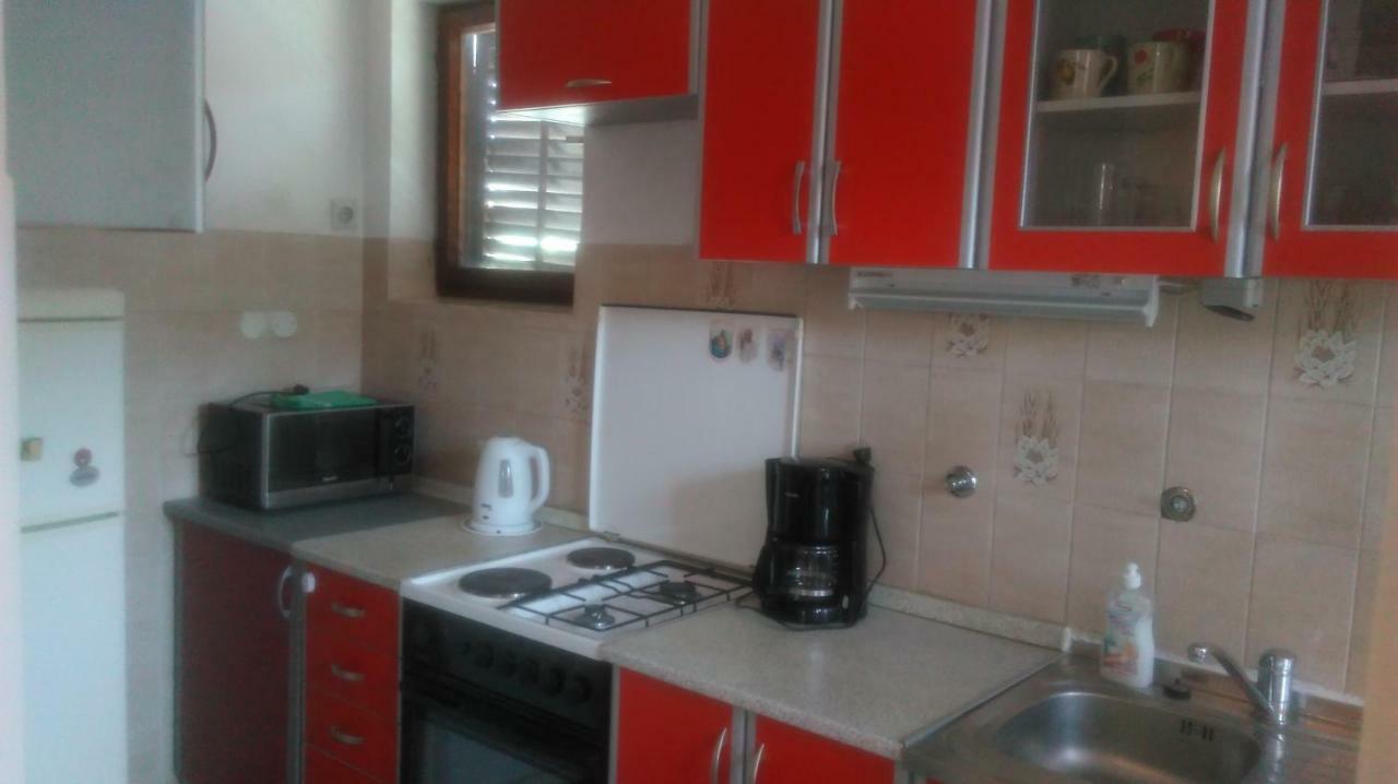 Mravak Apartments Трогир Экстерьер фото